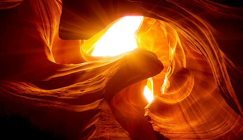 凯发天生一触即发制药盛装参展2024西鼎会，共绘健康产业新蓝图！